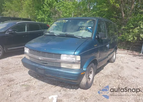 2000 Chevrolet Astro from USA, damaged, VIN 1GNDM19W6YB120816